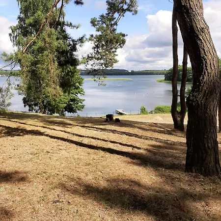 Pensjon Paradise 假日公园 *