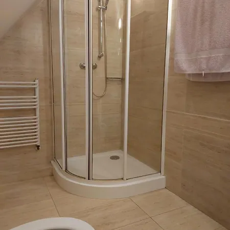 假日公园 Pensjon Paradise 奥尔什丁