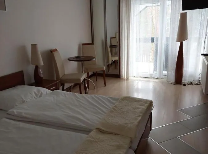 홀리데이파크 Pensjon Paradise *